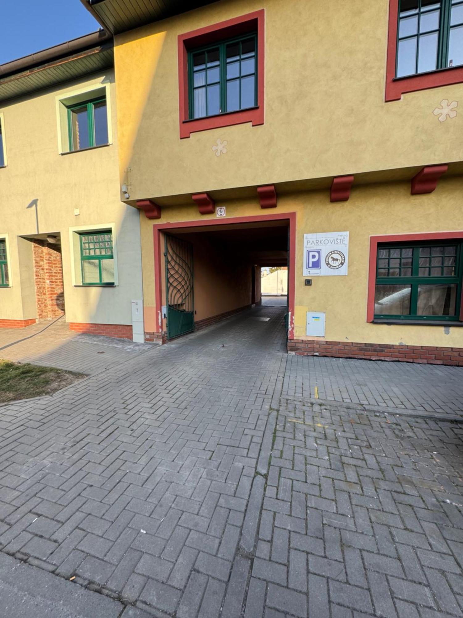 Axiom Penzion Prostějov Exteriör bild